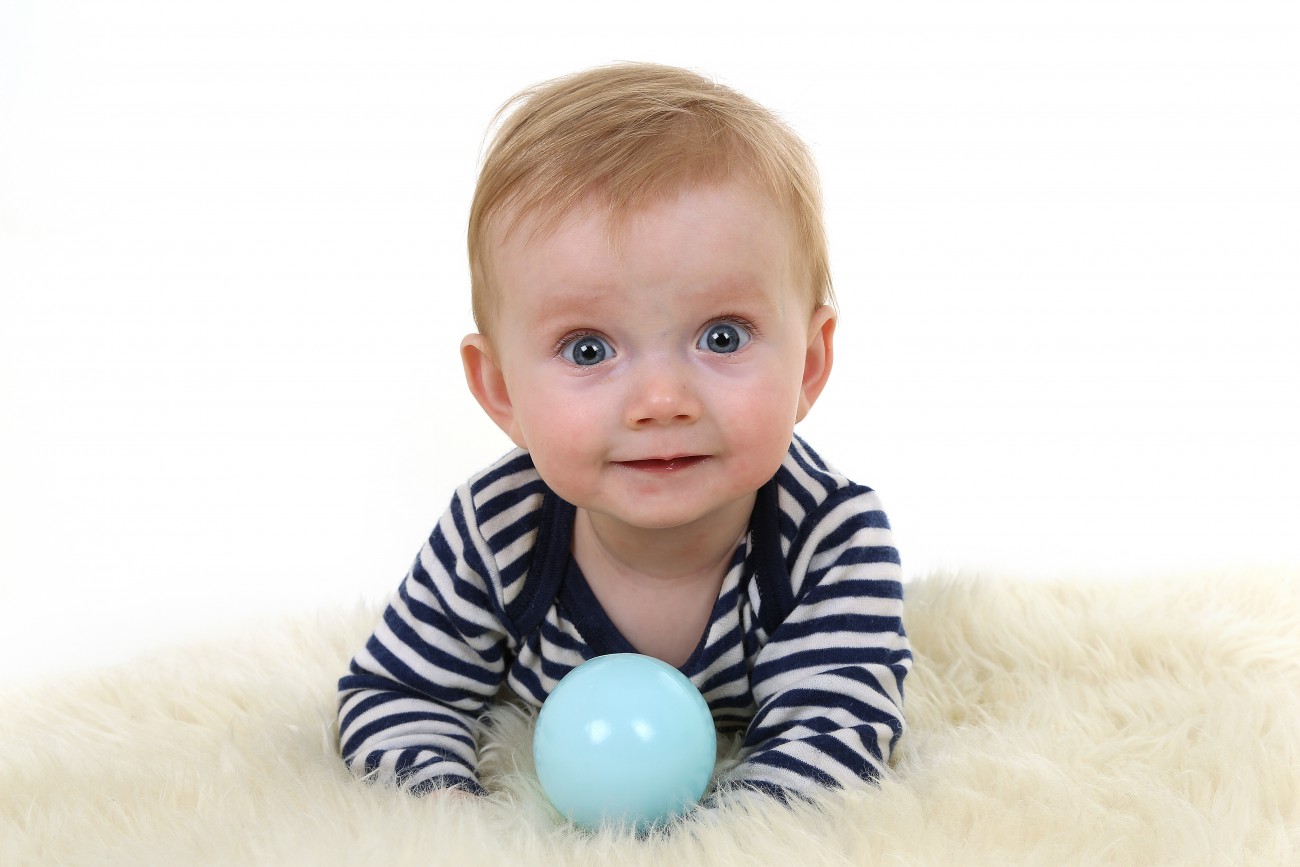 Baby/barn Baby/barn